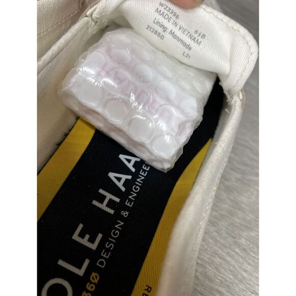 Cole Haan White Canvas Fabric Tan Penny Casual Slip On Shoes Women 6.5M US/37EU - Picture 8 of 16